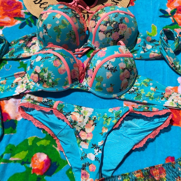 NWOT three pieces beach bunny bikini 👙 Bahama mama XL/L set or M/L and shorts S - Picture 2 of 16
